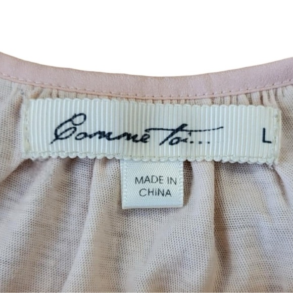 Comme Toi (Anthropologie) Short Sleeve Top with Cut-out Crochet Details in Peach - Picture 11 of 12